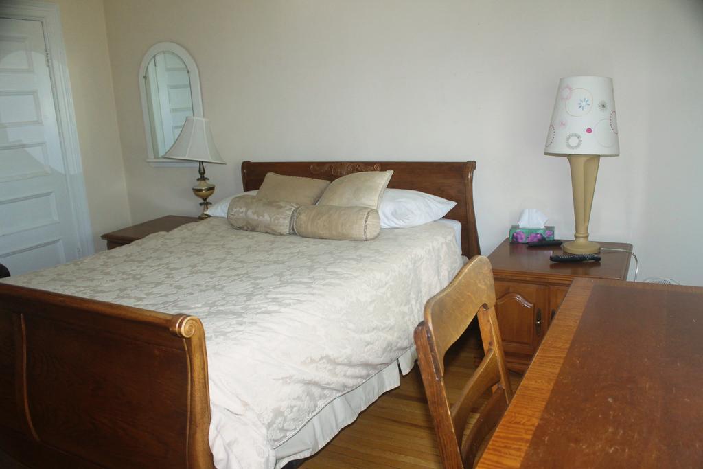 Havinn International Guest House Торонто Номер фото