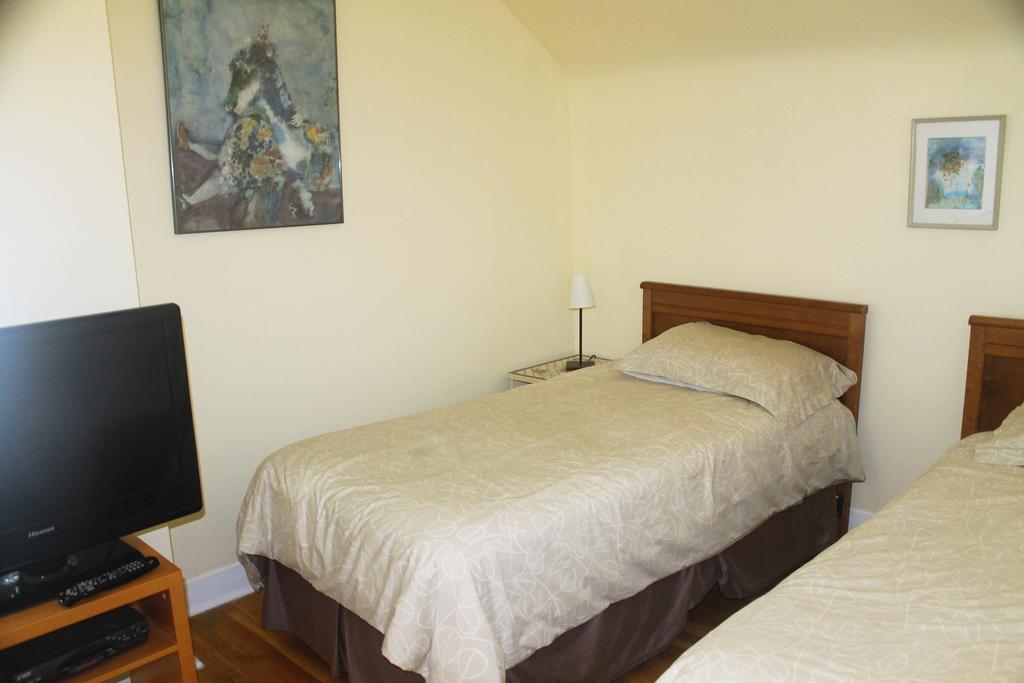 Havinn International Guest House Торонто Номер фото