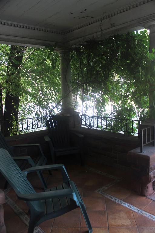 Havinn International Guest House Торонто Экстерьер фото